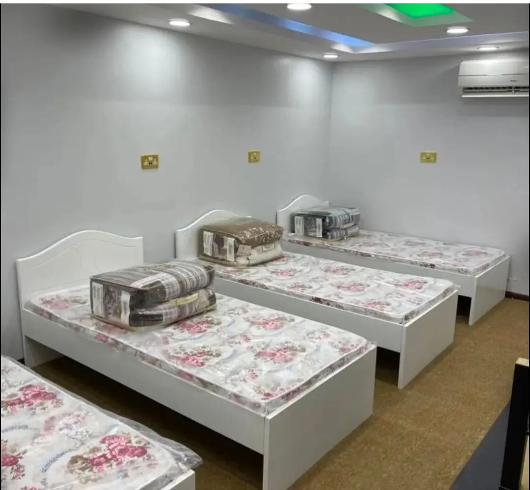 بيع اللمفروشات والاثاث الجاهز 38