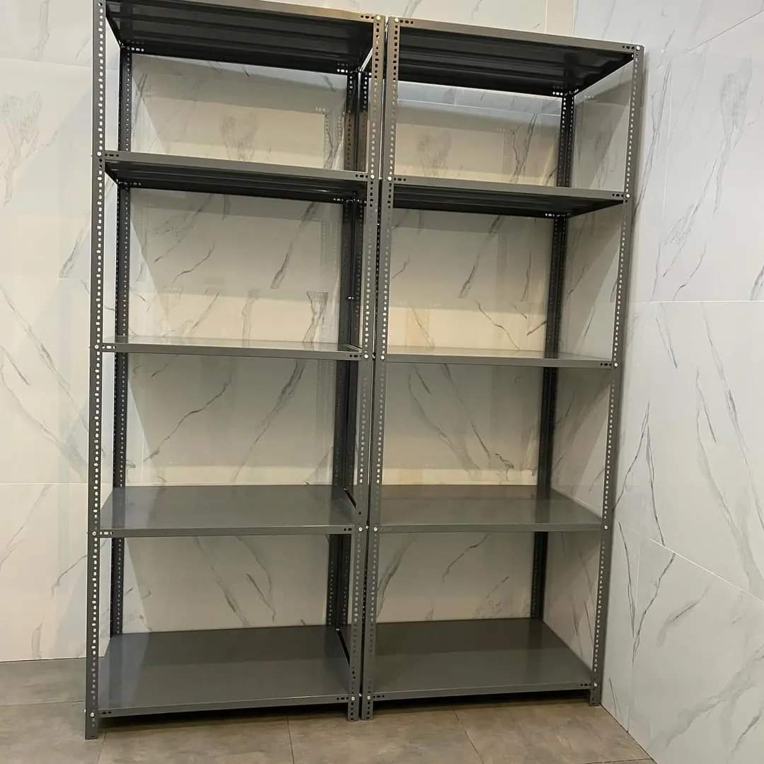 نحن نبيع جميع أنواع الأثاث الجديد 92