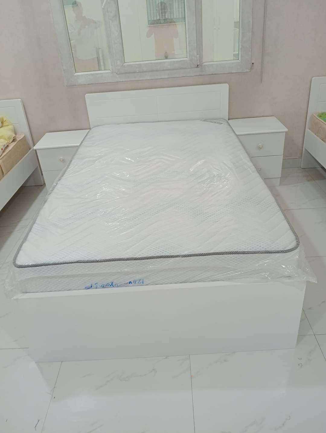 نحن نبيع جميع أنواع الأثاث الجديد 7
