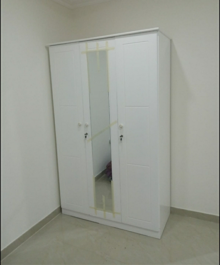 نحن نبيع جميع أنواع الأثاث الجديد 14