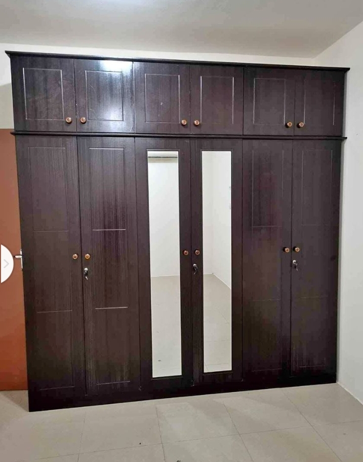 نحن نبيع جميع أنواع الأثاث الجديد 44