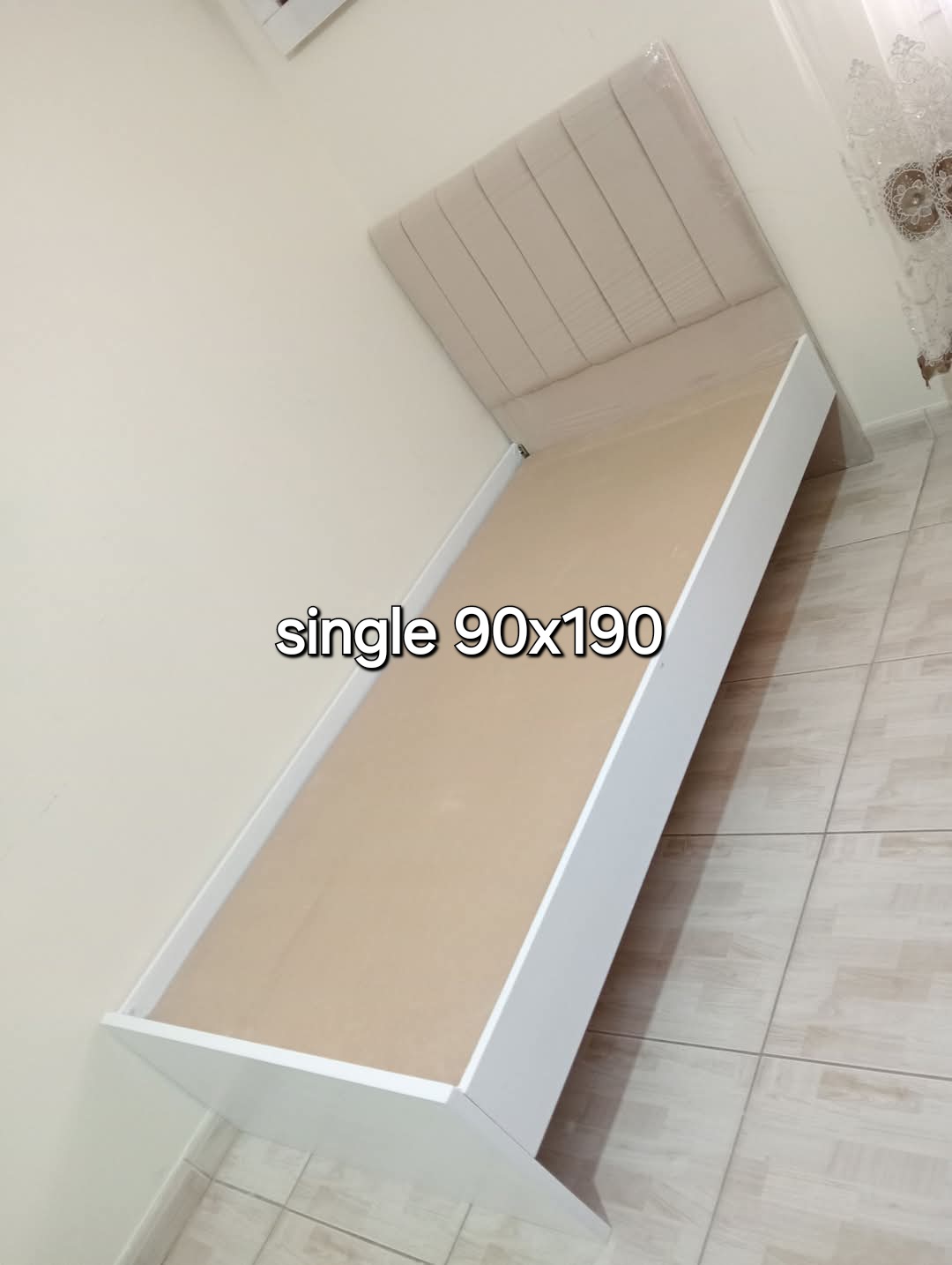 نحن نبيع جميع أنواع الأثاث الجديد 5