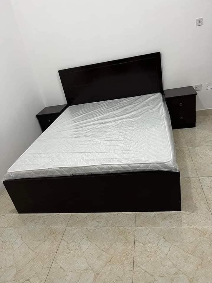 نحن نبيع جميع أنواع الأثاث الجديد 51