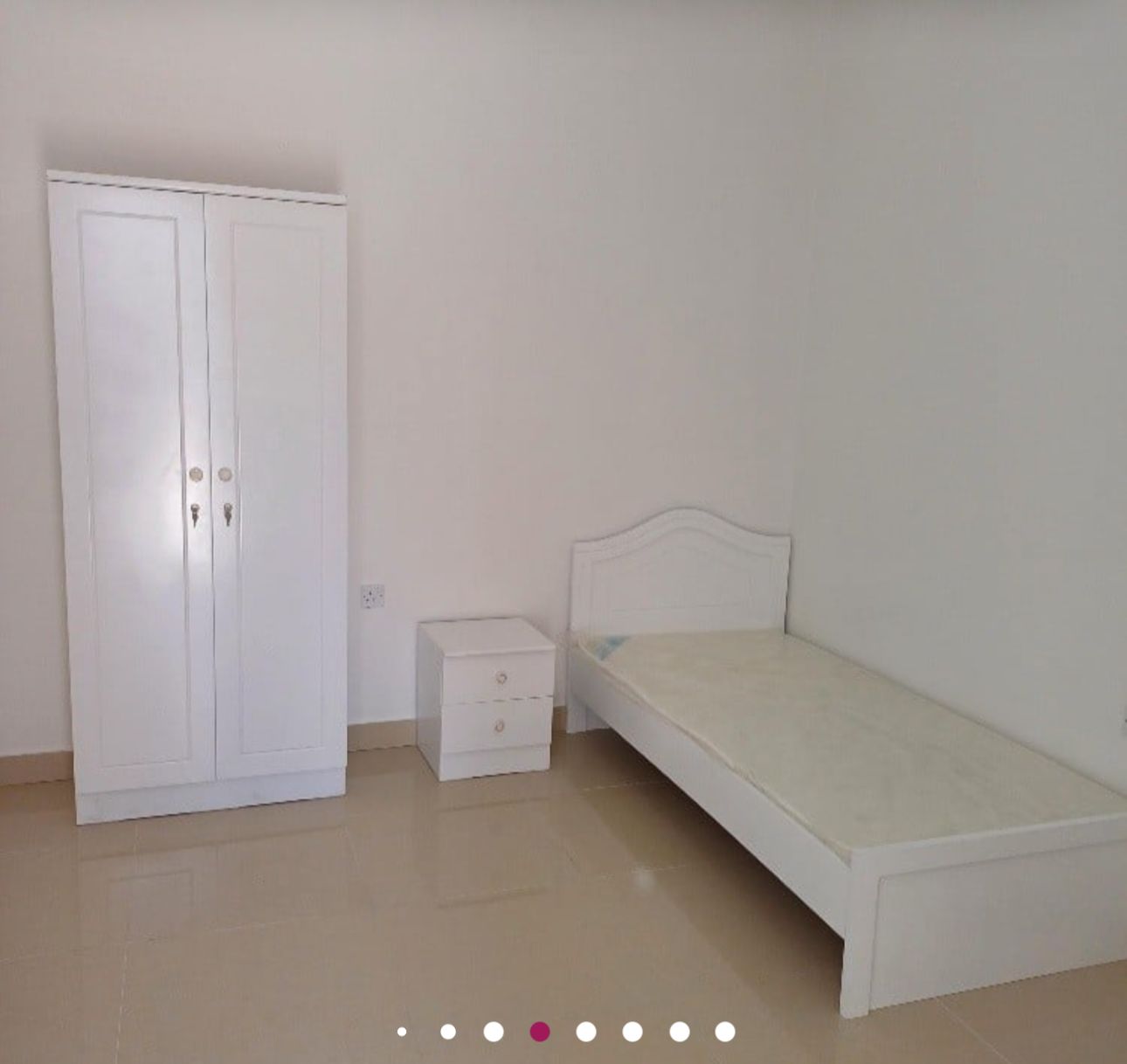 نحن نبيع جميع أنواع الأثاث الجديد 32