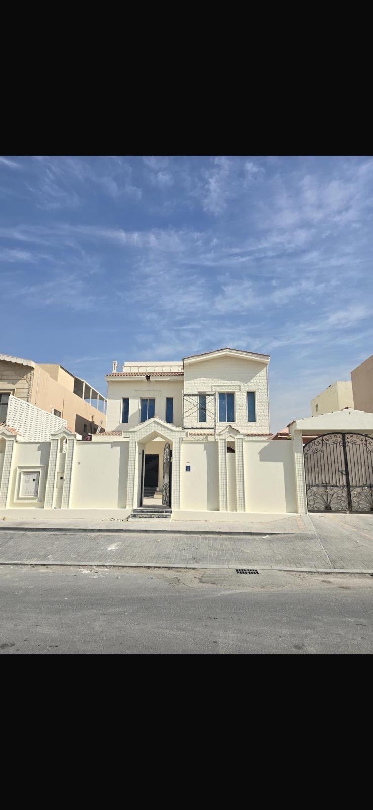 للبيع فيلا في الخريطيات - العقارات - في قطر