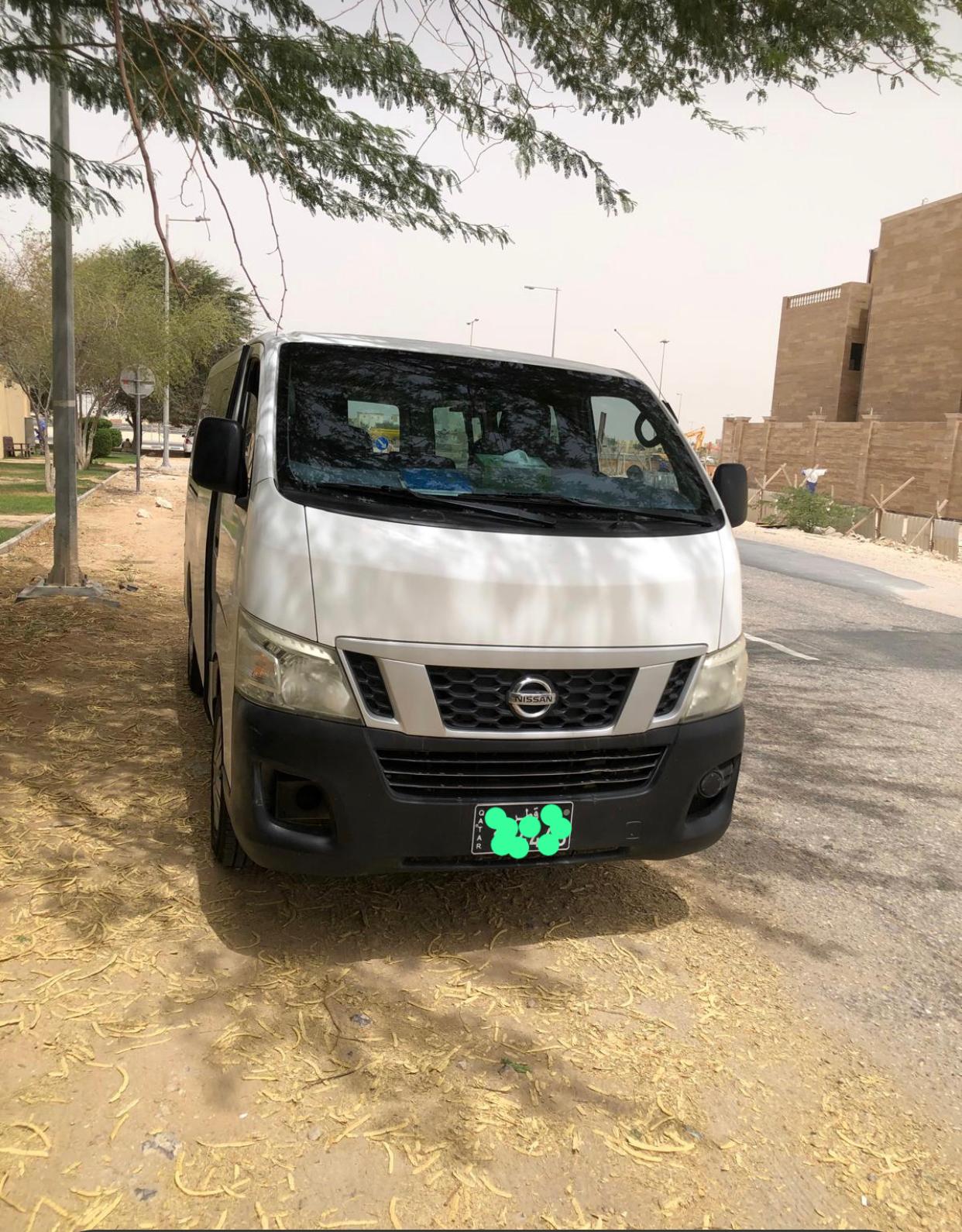 باص نيسان للتوصيل - خدمات التوصيل - في قطر