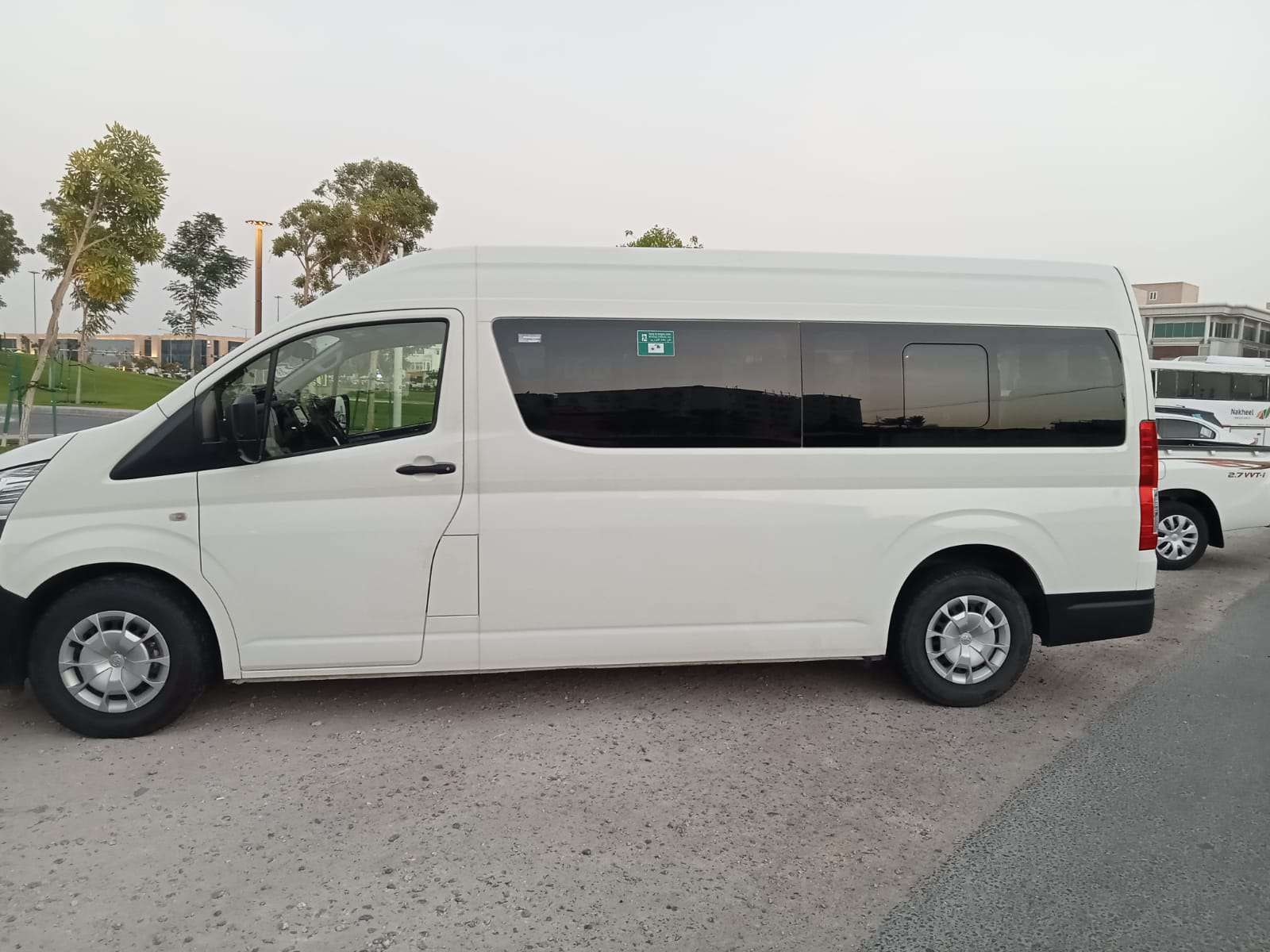 باص لتوصيل لجميع مناطق قطر - السيارات - في قطر