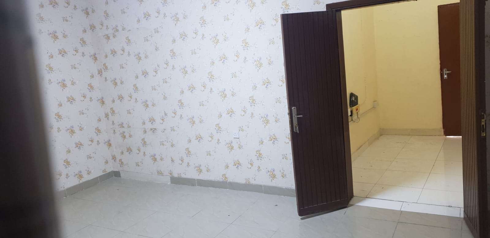 غرفة مفروشة للايجار مع صالة صغيرة في البني عمران - العقارات - في قطر