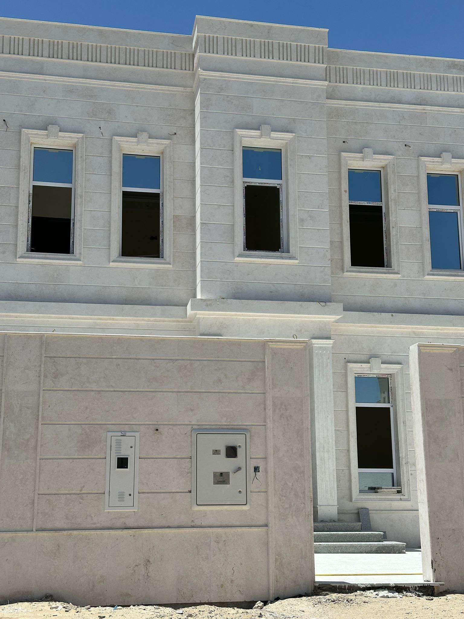 فيلا 6 غرف ماستر للبيع في أم عبيريه - 390 م² - الدوحة - في قطر