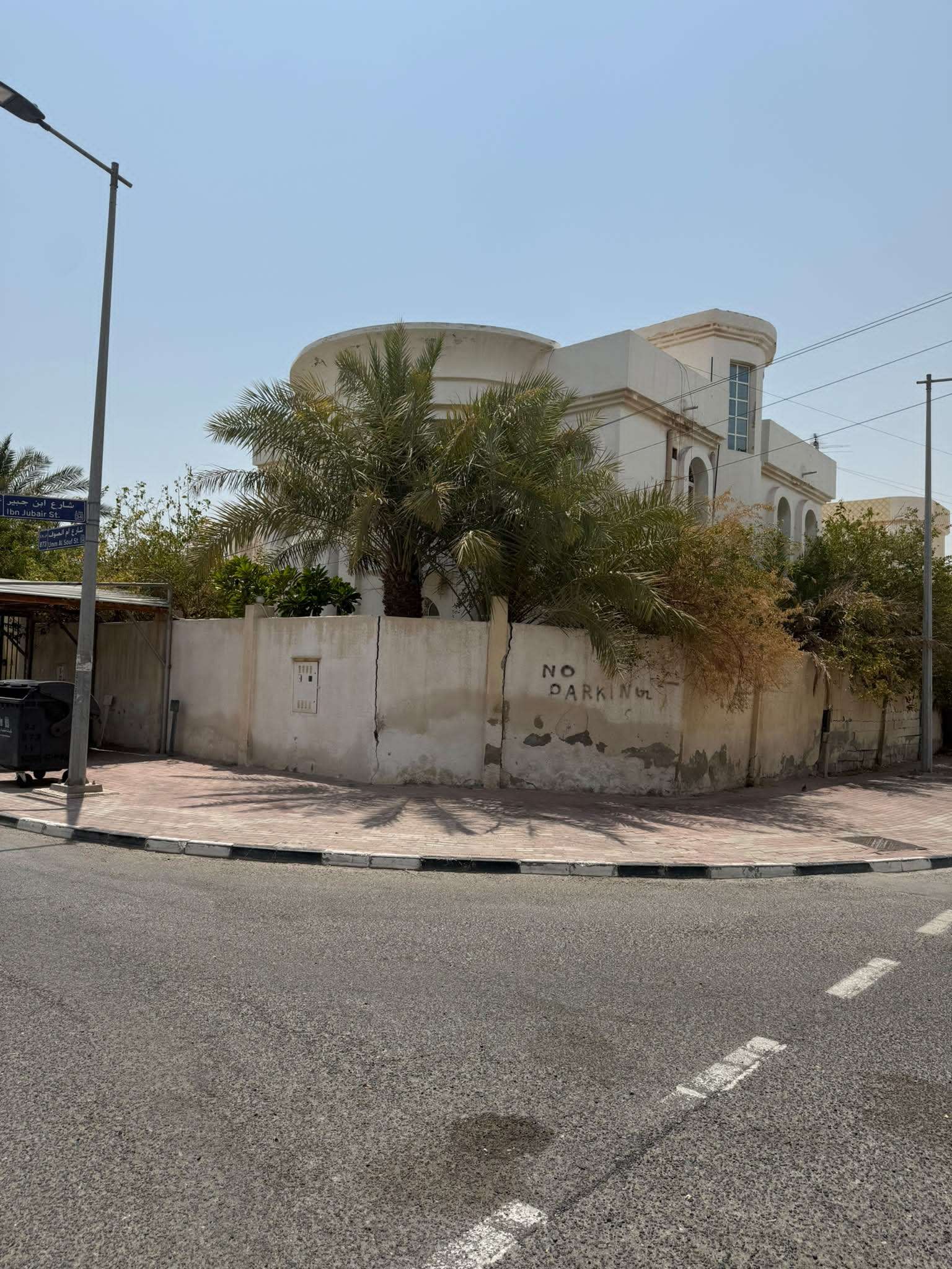فيلا وبيت شعبي للبيع في مدينة خليفة الجنوبية - 887 م² - العقارات - في قطر